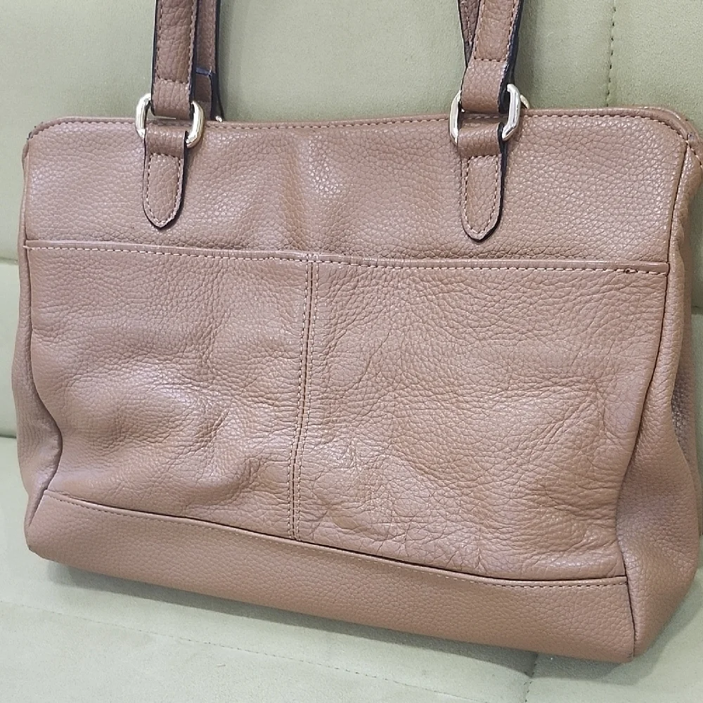 Gianibernini Sophisticated Brown Shoulder Bag with Structured Design